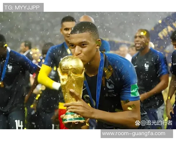 姆巴佩加盟皇马后荣誉之路跌宕起伏本赛季仍有机会争夺两项冠军 姆巴佩加盟皇马后荣誉之路跌宕起伏本赛季仍有机会争夺两项冠军