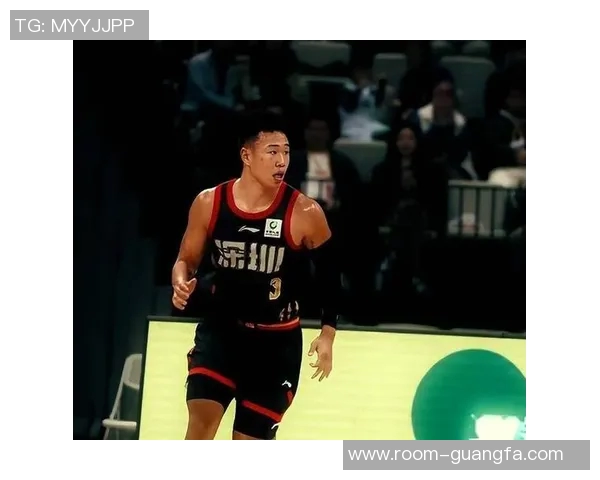 贺希宁稳定发挥约翰逊状态回暖期待与史密斯争夺上岗机会